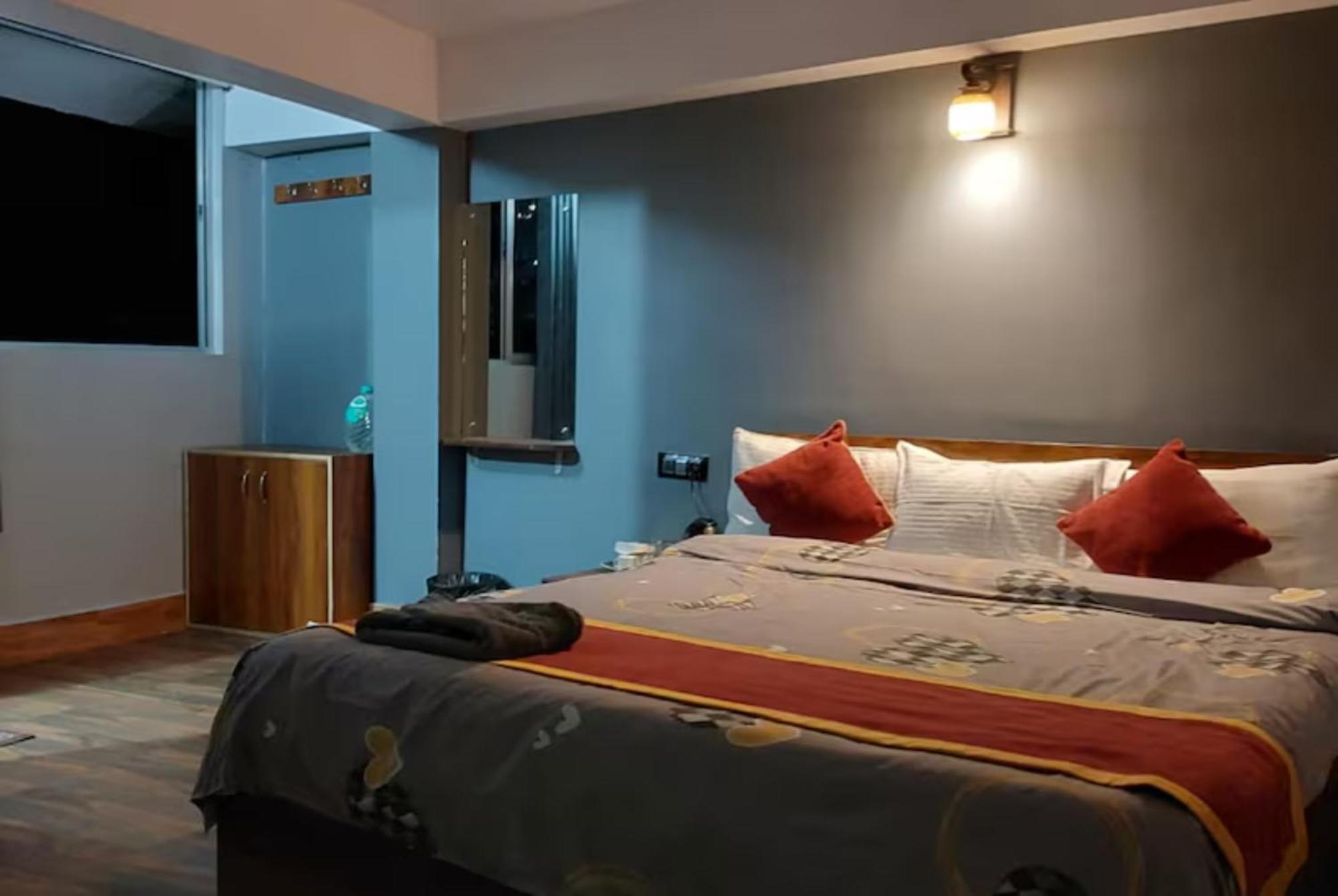 Hotel Pitstop Darjeeling - Excellent Service Recommended & Couple Friendly Buitenkant foto