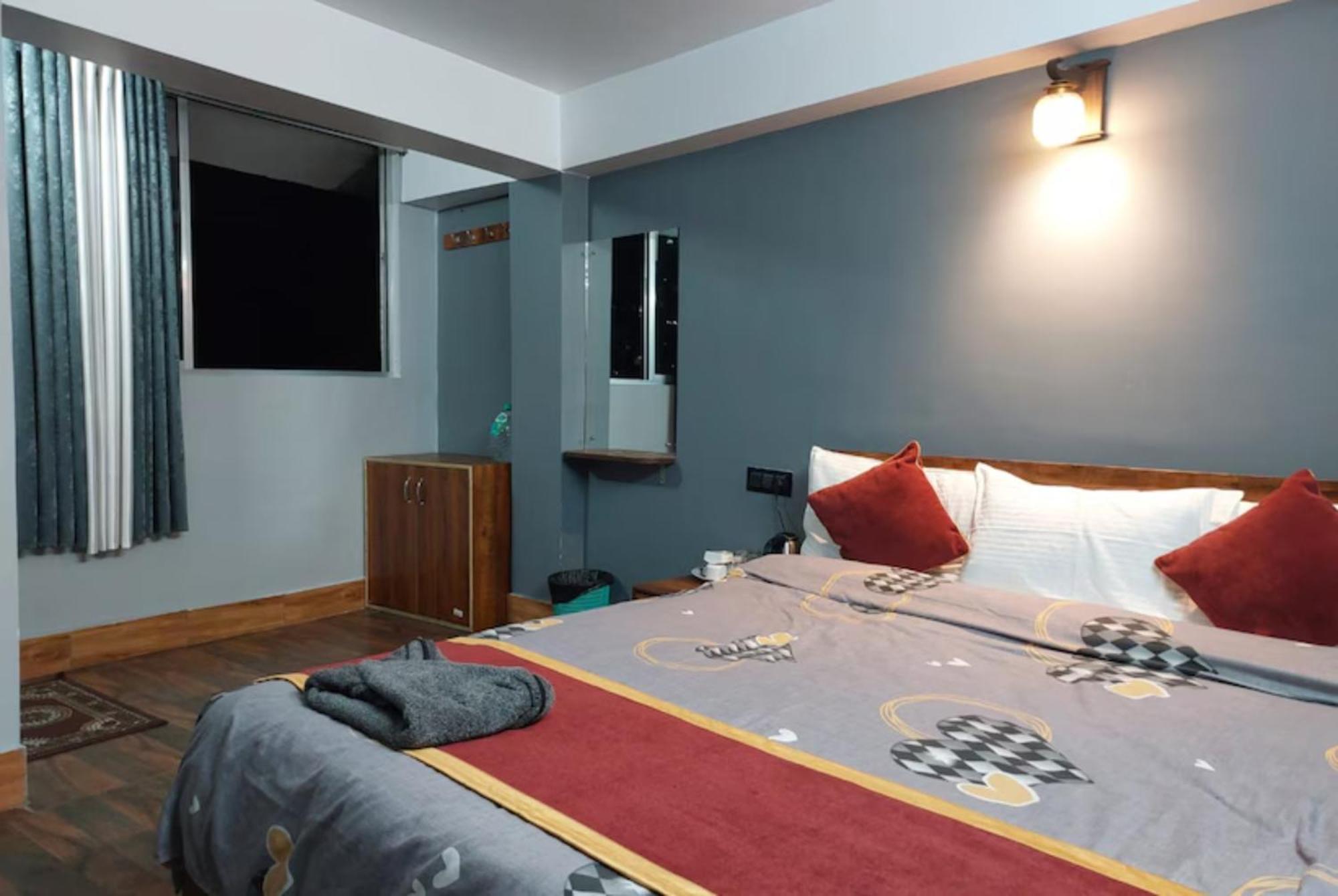 Hotel Pitstop Darjeeling - Excellent Service Recommended & Couple Friendly Buitenkant foto