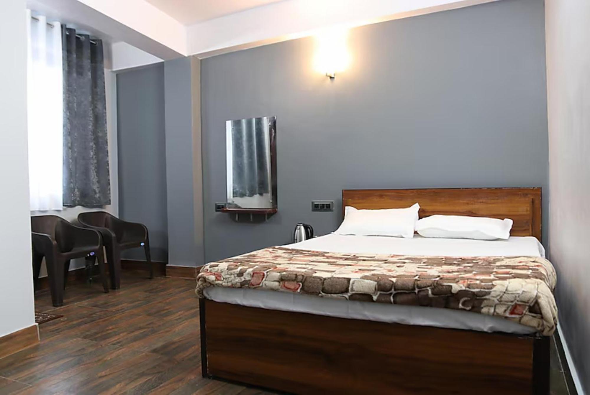 Hotel Pitstop Darjeeling - Excellent Service Recommended & Couple Friendly Buitenkant foto